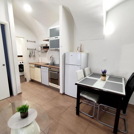 Studio Apartment Sisters 3-4 Lubiana Esterno foto