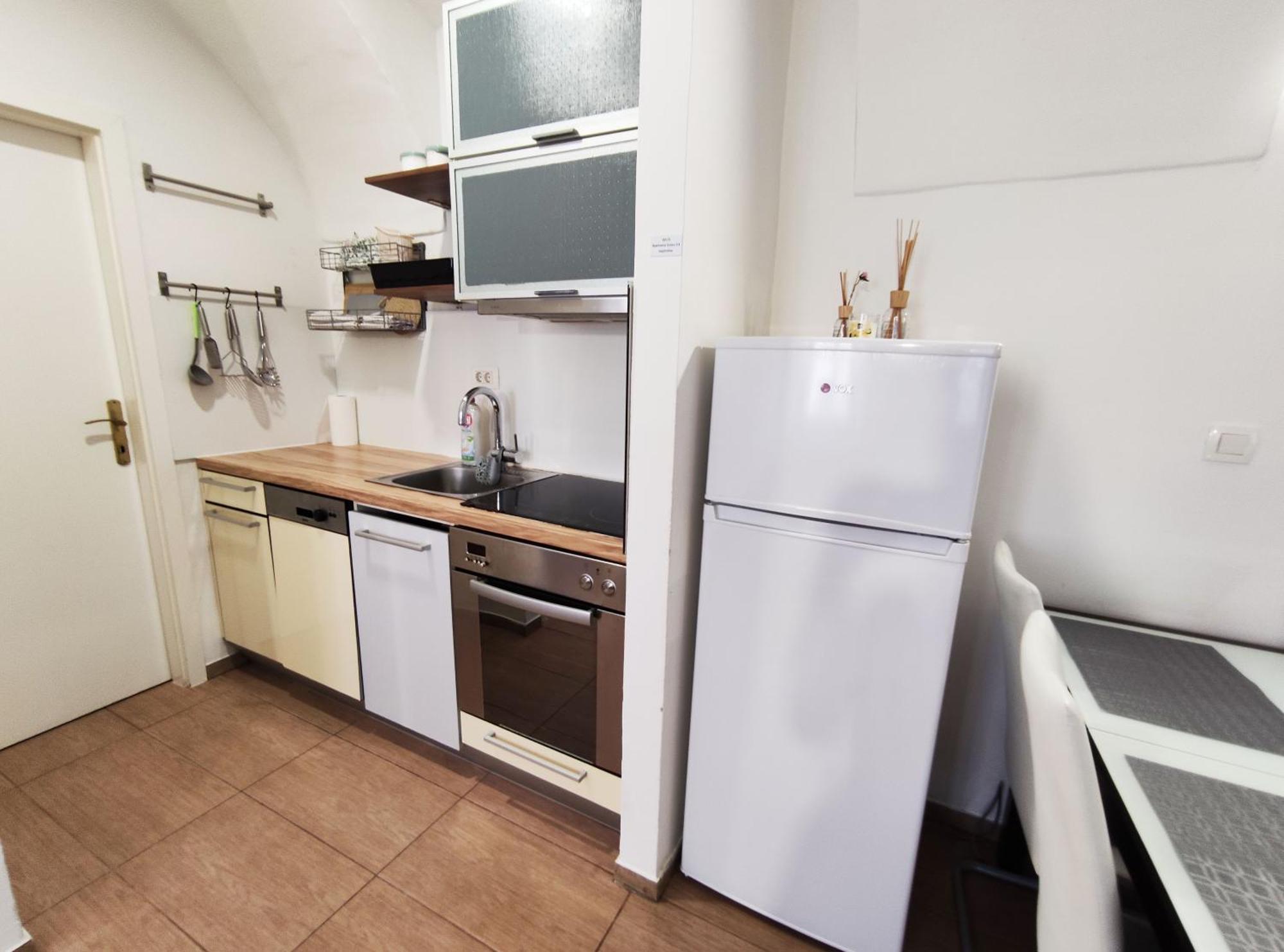 Studio Apartment Sisters 3-4 Lubiana Esterno foto